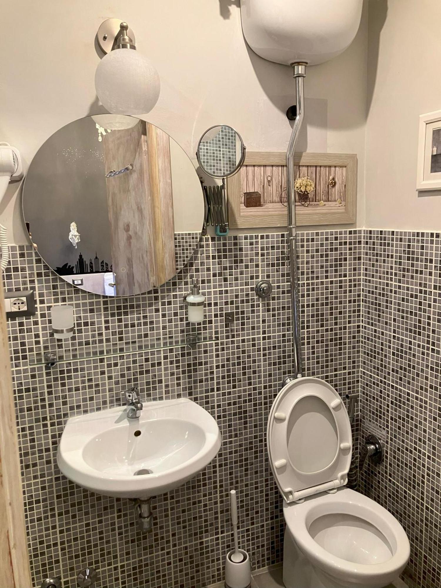 Hotel Domus Ferruccio Rzym Zewnętrze zdjęcie